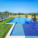 Willa Noel By Interhome *