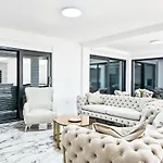 Noel By Interhome Villa *