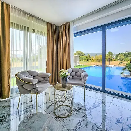 Noel By Interhome Villa *